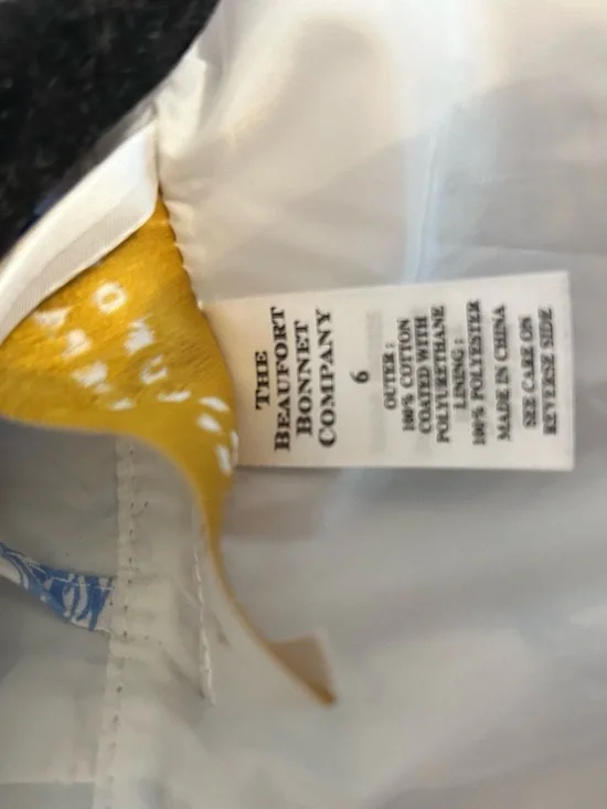 EUC BEAUFORT BONNET SIZE 6 Blue & White Sailboat Rain Jacket - Picture 6 of 9